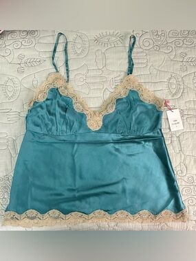 Gold Hawk Aquatic Cerulean 100% Silk Lace Trim Camisole NWT Large